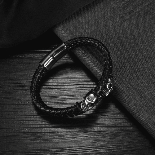 Magnetic Clasp Leather Skull Bracelet